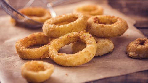 The Ideal Batter Temperature For Crispier Onion Rings