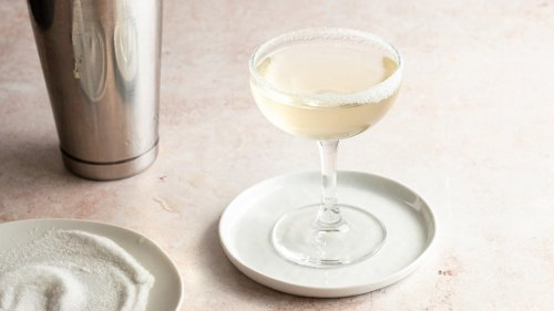 Easy Lemon Drop Martini Recipe - Tasting Table