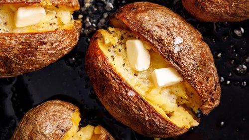 This Trick Will Reduce The Oven Time For Your Baked Potato