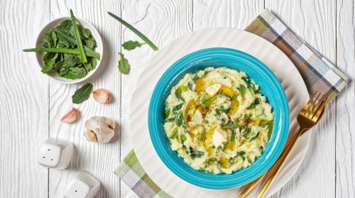 Revive Your Sad Salad Leftovers By Mixing Them Into Mashed Potatoes