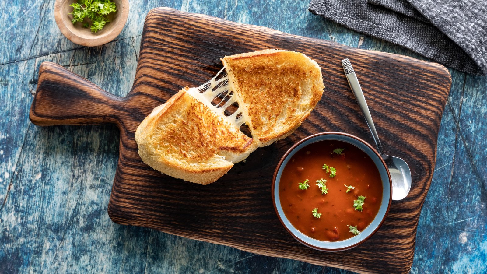 13 Common Mistakes Everyone Makes With Grilled Cheese