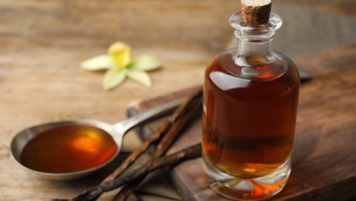 How Mexican Vanilla Extract Differs From Other Varieties