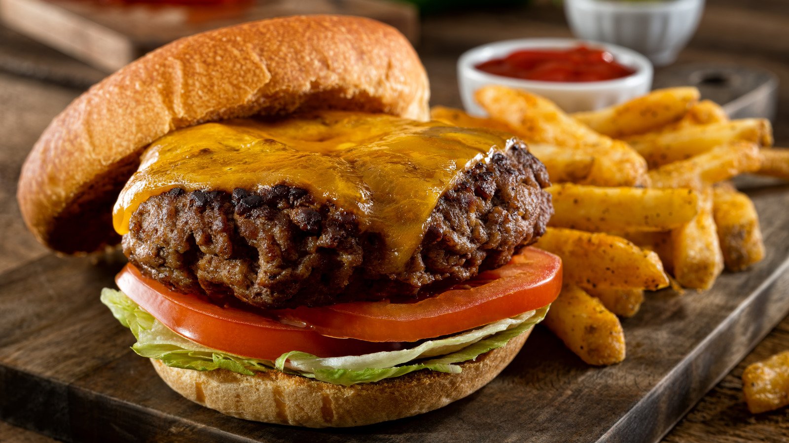 The Hands-Down Best Fast Food Cheeseburgers We've Eaten In 2026 - cover