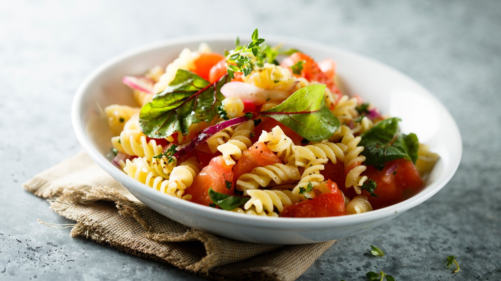 The Absolute Best Pasta To Use For Pasta Salad