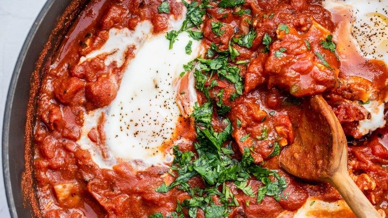 Simple And Satisfying Shakshuka (Poached Eggs In Sauce)