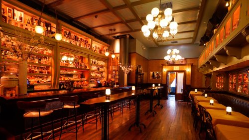 13 Whiskey Bars In America Known For Their Rare Bottles