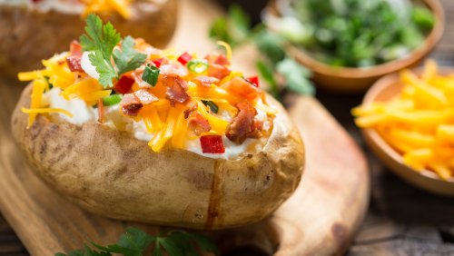 Why You Should Never Bake A Potato In Aluminum Foil