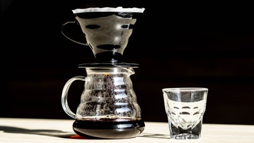 How The Hario V60 Coffee Maker Works