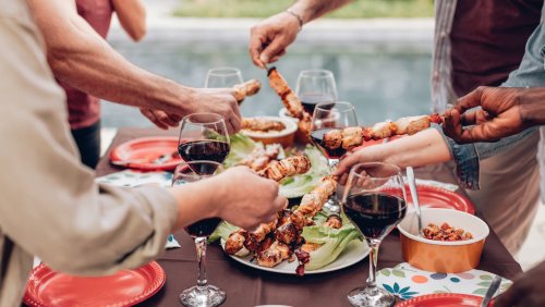 14 Best Wines To Pair With Your Summertime Barbecue