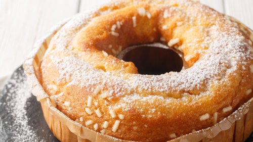 Ciambella Is The Donut-Like Cake Enjoyed For Breakfast In Italy