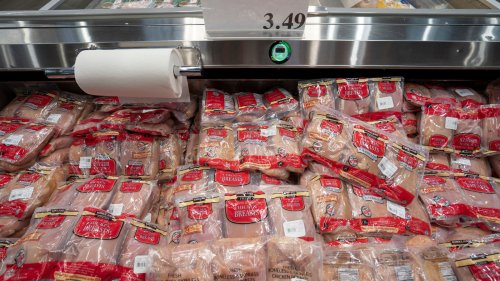 Why Costco's Chicken Breasts Are Developing A Bad Reputation With Customers