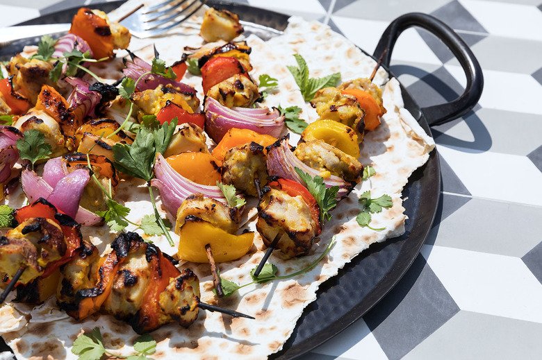 The Most Flavorful Chicken And Veggie Kebabs You'll Ever Have