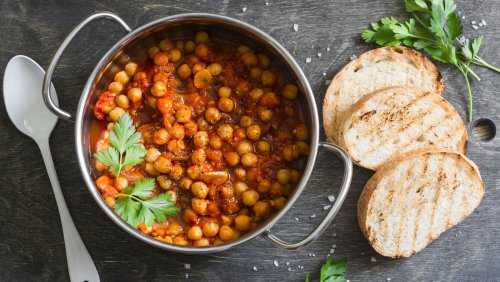 Braised Chickpeas Are A Versatile Dish You Can Craft With Pantry Staples