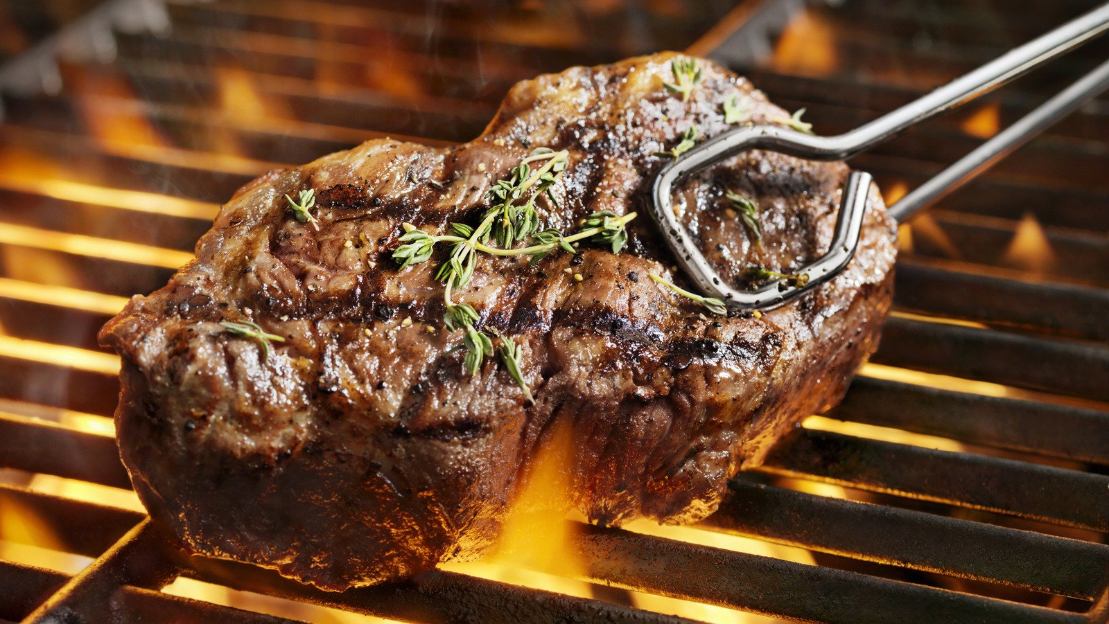 How To Tell Your Steak Is Medium-Well Without Cutting Into It - cover