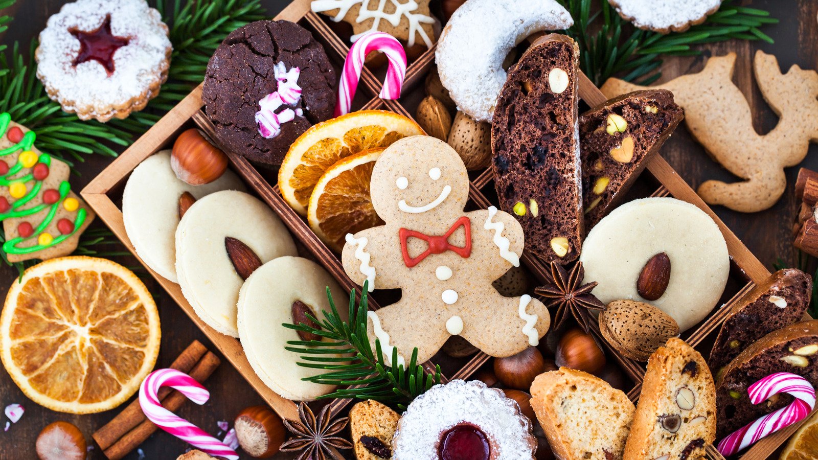 16 Tips For Throwing A Cookie Swap This Holiday Season