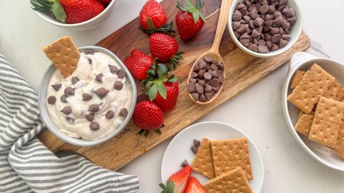 Cannoli Dip Is The Easiest Recipe You'll Make All Year