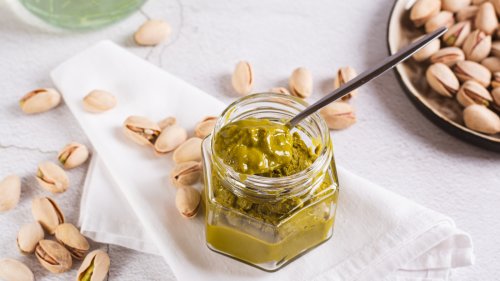 Transform Pistachios Into A Versatile Cream With Only One Extra Ingredient