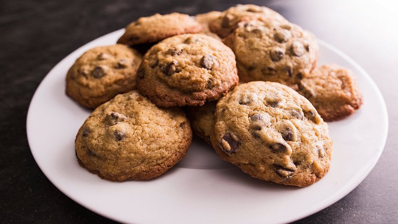 These Chocolate Chip Cookies Have A Mapley Twist