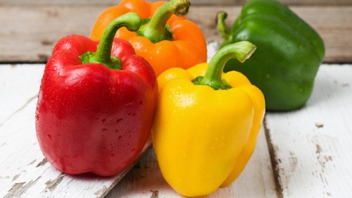 Why You Won't Find Green Bell Peppers In Colorful Multipacks
