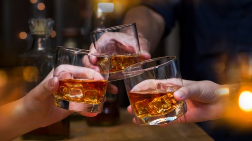 Why Your Water Temperature Matters When Mixing With Whiskey