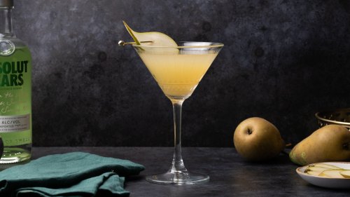 Elderflower Pear Martini Cocktail Recipe