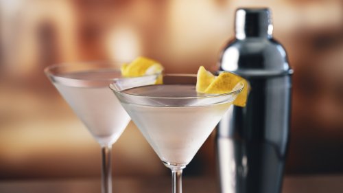 The 25-Cent Martini Is A Storied New Orleans Tradition That Still Lives On
