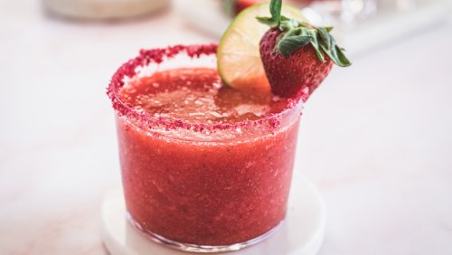 Refreshing Frozen Strawberry Margarita Recipe