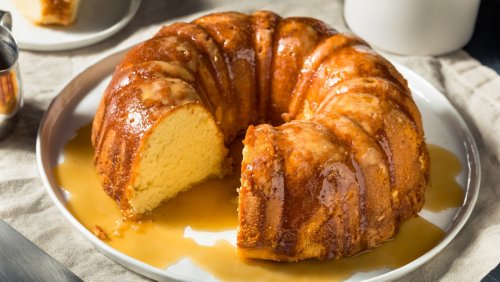 11 Ways To Infuse Alcohol Into Cakes