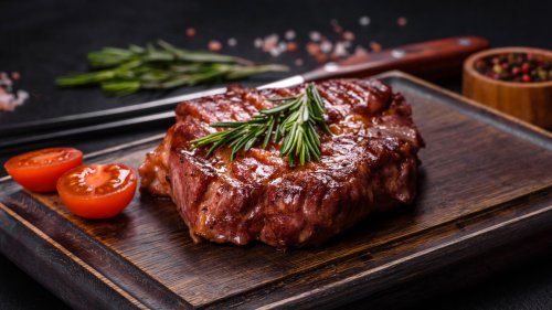 How To Make Steak Taste Like It Costs $50, According To A Ruth's Chris Executive Chef