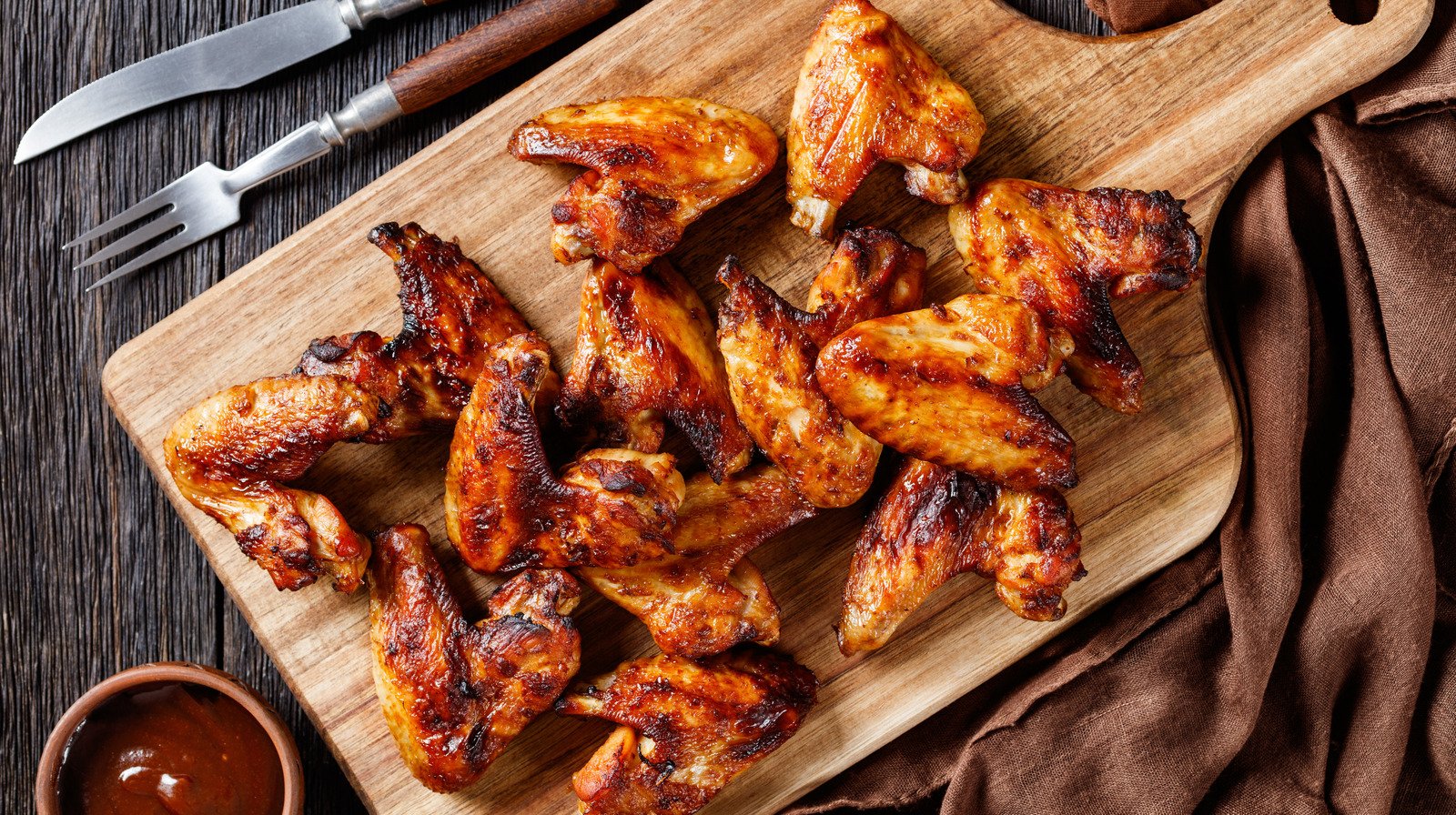 Drink Powder Is The Unexpected Ingredient For Flavorful Wings