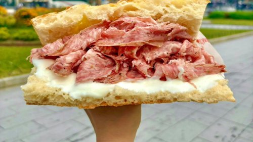 Florence's Most Famous Sandwiches Are The Size Of Your Face - And You Can Find Them In The US
