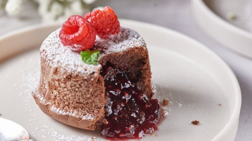 Valentine's Day Chocolate-Raspberry Lava Cake Recipe