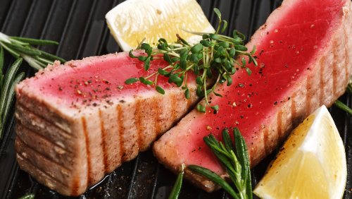 The Dried Seasoning That Will Elevate Grilled Tuna Steaks