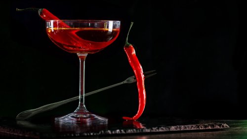 What Happens When You Garnish A Martini With A Hot Pepper