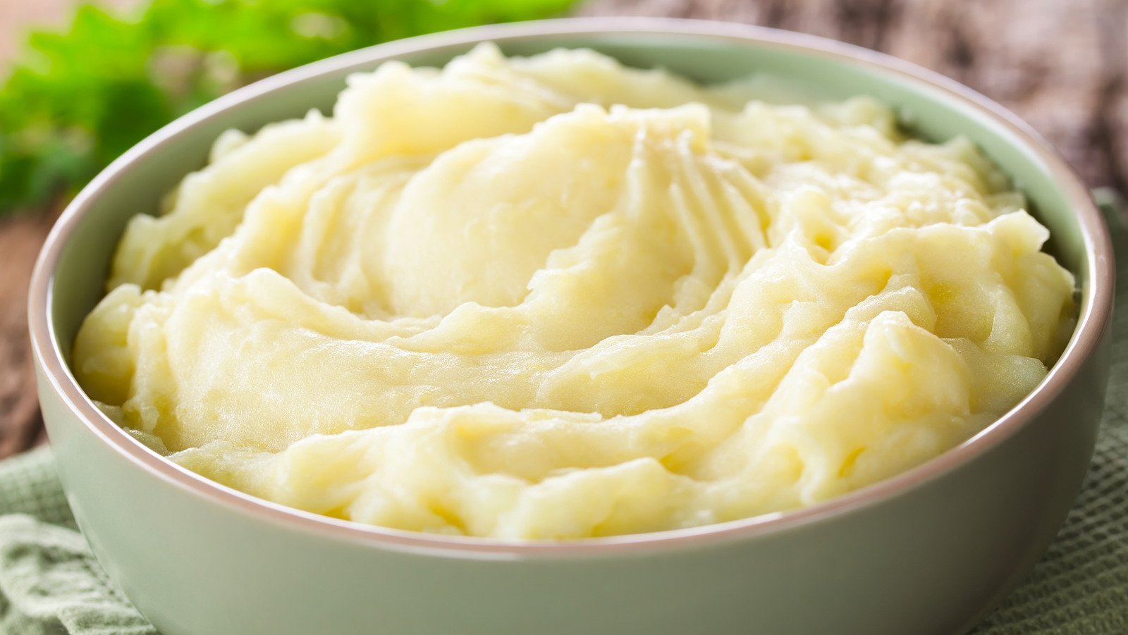 The Best Way To Prevent Gluey Mashed Potatoes - Tasting Table