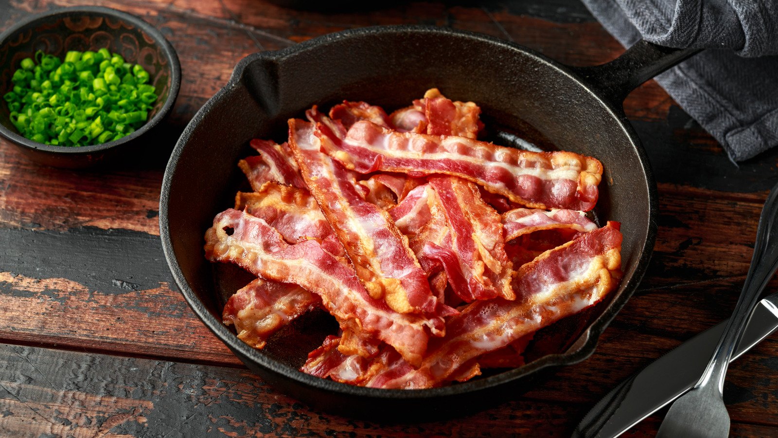What You Should Consider Before Cooking Bacon On The Stovetop.