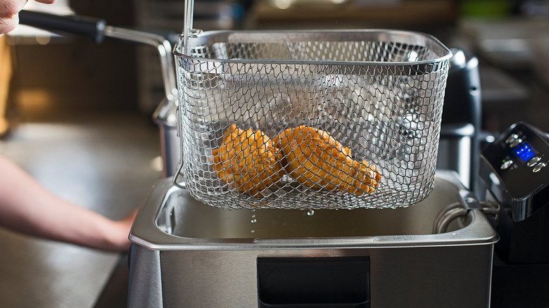 Why You Should Think Twice Before Reusing Your Fry Oil