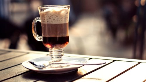 Mexican Vs Irish Coffee: The Difference Between The Cocktails