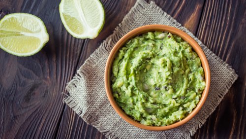 The Unexpected Ingredient That Will Punch Up Your Guacamole
