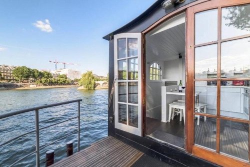 The Best Houseboat Rentals