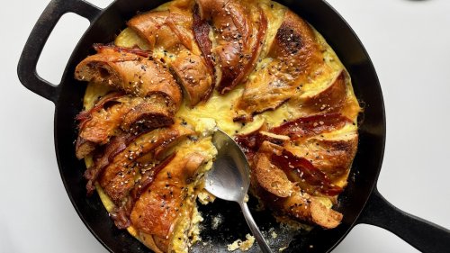 For A Visually Stunning Breakfast Casserole, Use Half Moon-Shaped Bagels