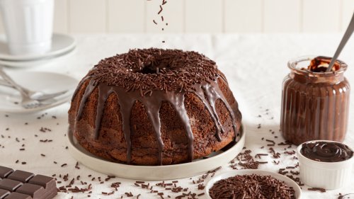 Why You Can't Just Use Any Type Of Batter In A Bundt Pan