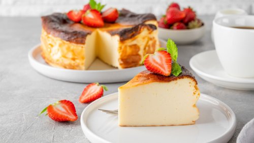 16 Mistakes You're Making With Homemade Cheesecake