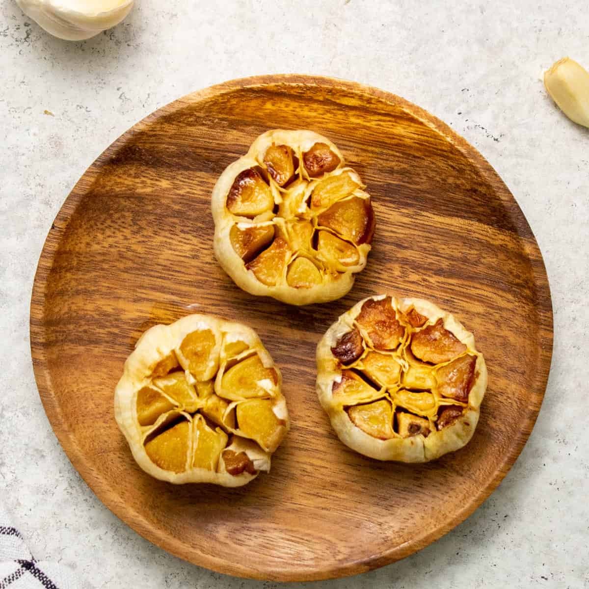 Air Fryer Roasted Garlic Cloves Recipe