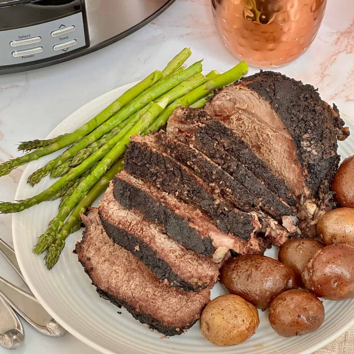 Slow Cooker Tri Tip Roast Recipe - Tasty Oven