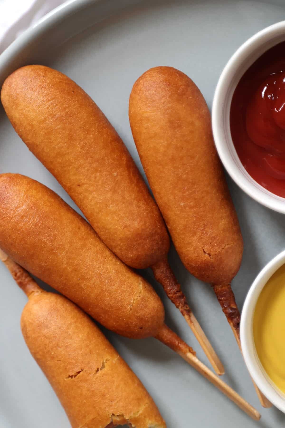 Air Fryer Frozen Corn Dogs