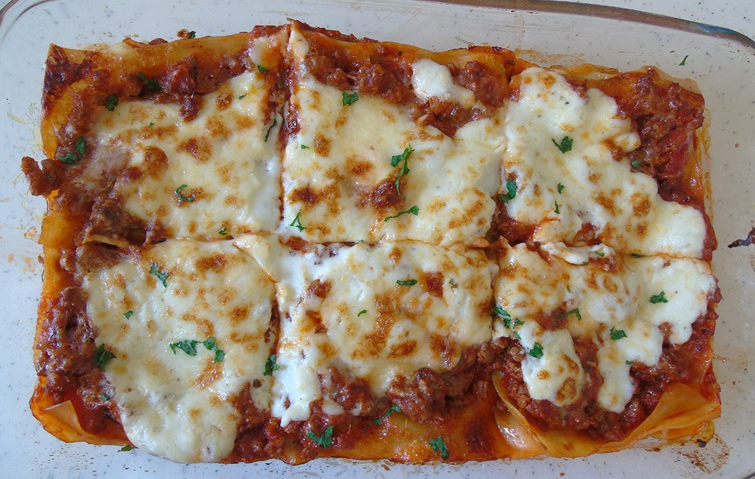 Lasagne – Italian Delicious Cooking Fantasy