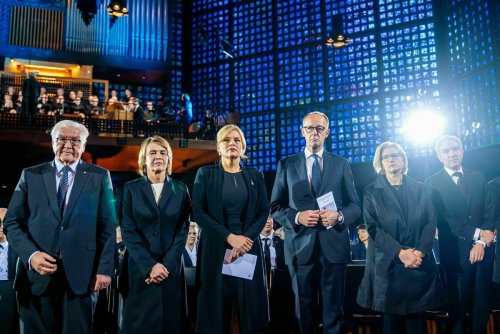 Umgang mit NS-Erinnerung: Was der Opa von Friedrich Merz mit der Gegenwart zu tun hat