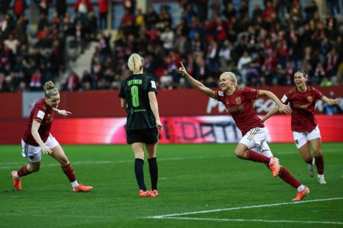 VfL Wolfsburg vor Ende einer Erfolgsära: Runter von den Tischen