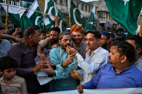 Kämpfe zwischen Pakistan und Indien: Suche nach Ausweg aus dem Kaschmir-Konflikt